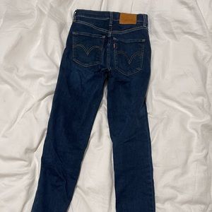 Levi’s Super Skinny Stretch Dark Blue Size 24